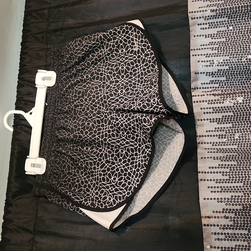 NIKE DRI FIT SHORTS